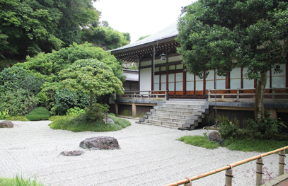 中庭・枯山水