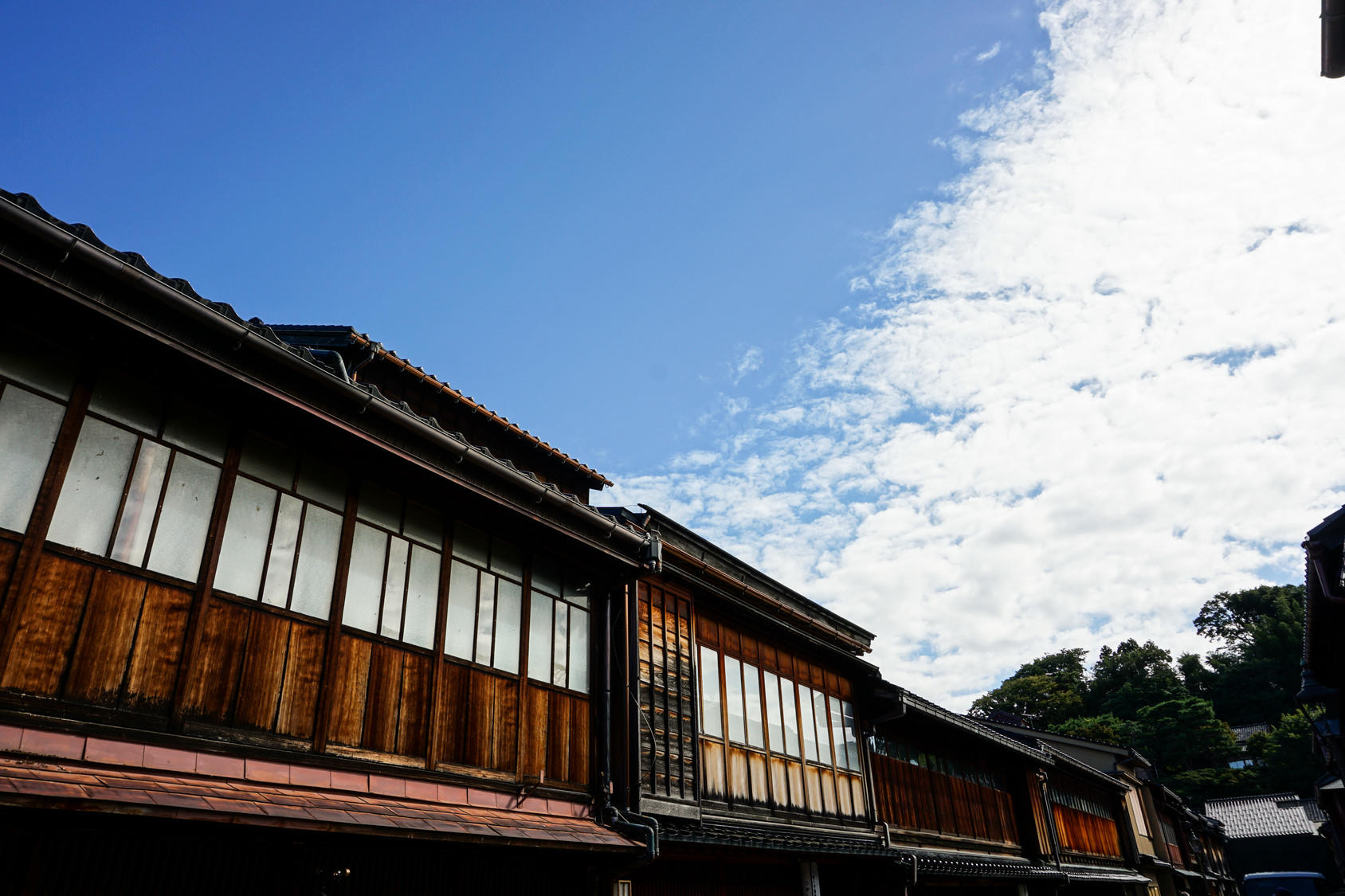 æ¥æ¬ã®å¤ãçºä¸¦ã¿ãã²ããè¶å±è¡ãæ±æ¸æä»£ãå