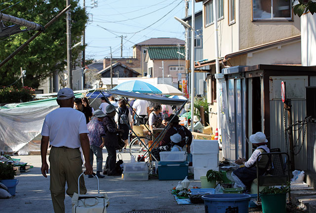 勝浦朝市