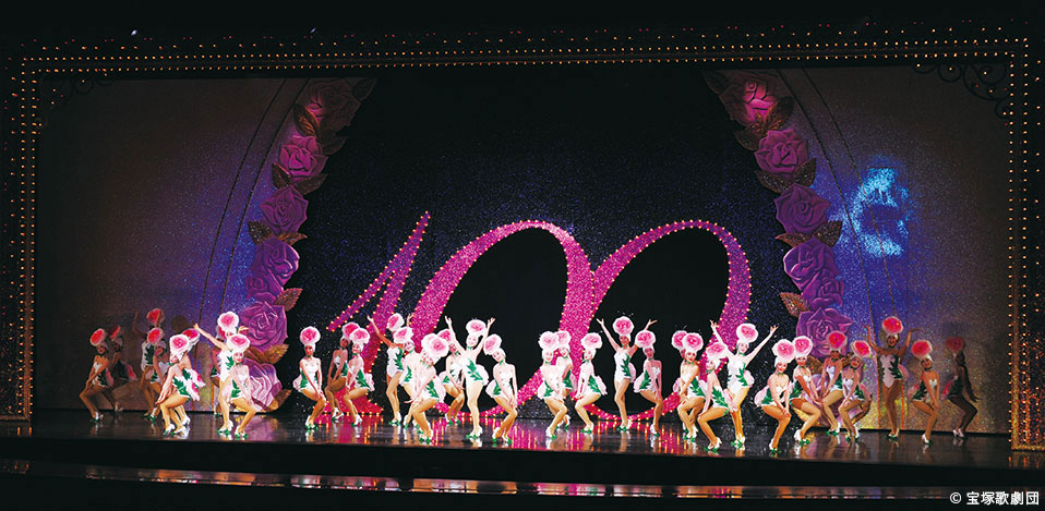一度見たらもう夢中 宝塚歌劇を知ろう 暮らしをお得に もっと楽しく ウェブマガジン クラス エル レオパレス21のオーナー様向け会員組織